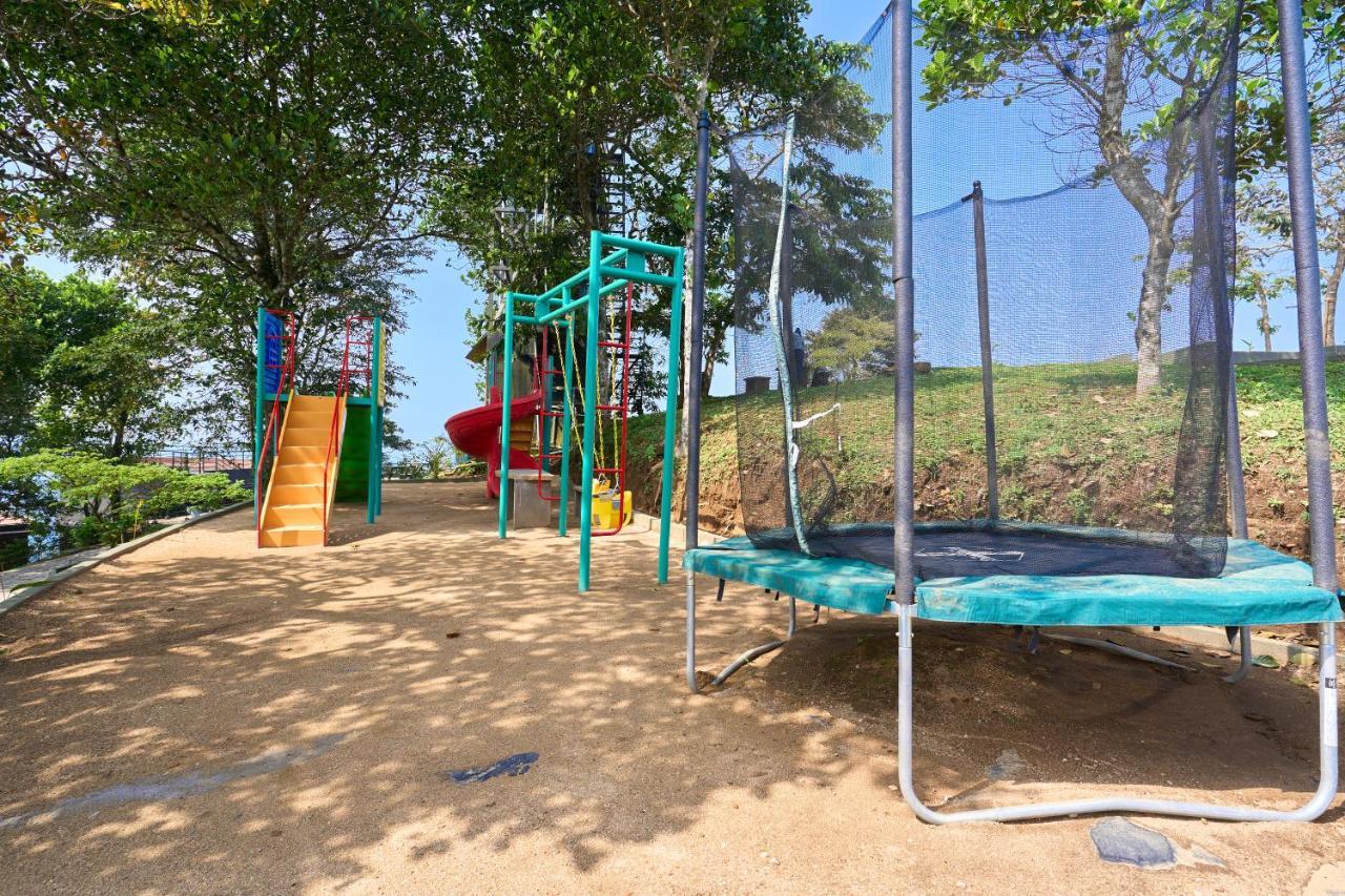 Haze And Kites Resort ムンナル エクステリア 写真