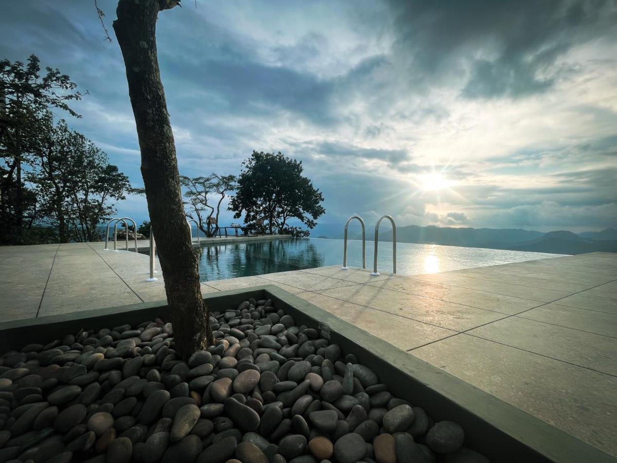 Haze And Kites Resort ムンナル エクステリア 写真